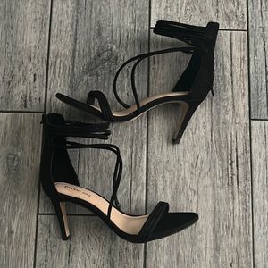 Gianni Bini black suede heels size 8.5